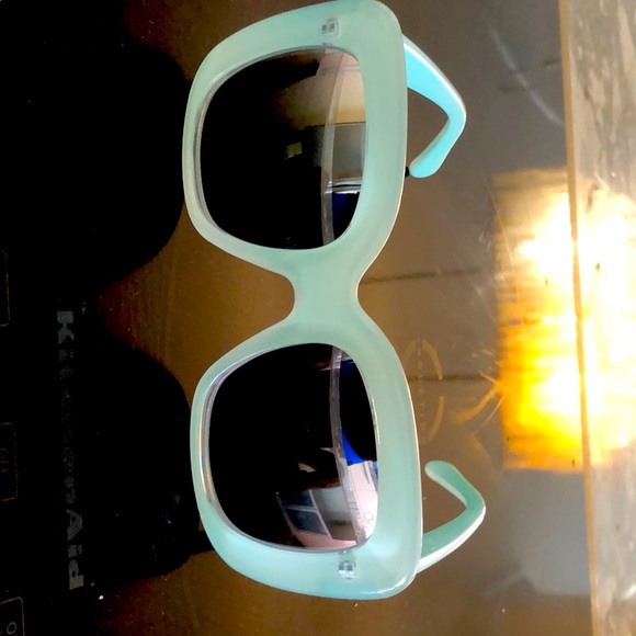 quay sunglasses
